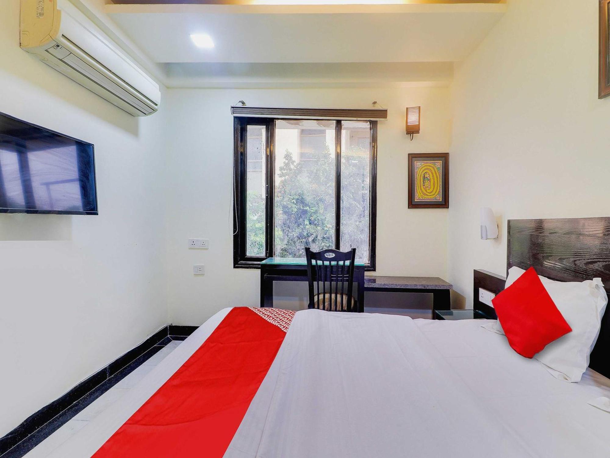 Oyo Flagship Hotel Rudra Palace Agra  Exterior photo