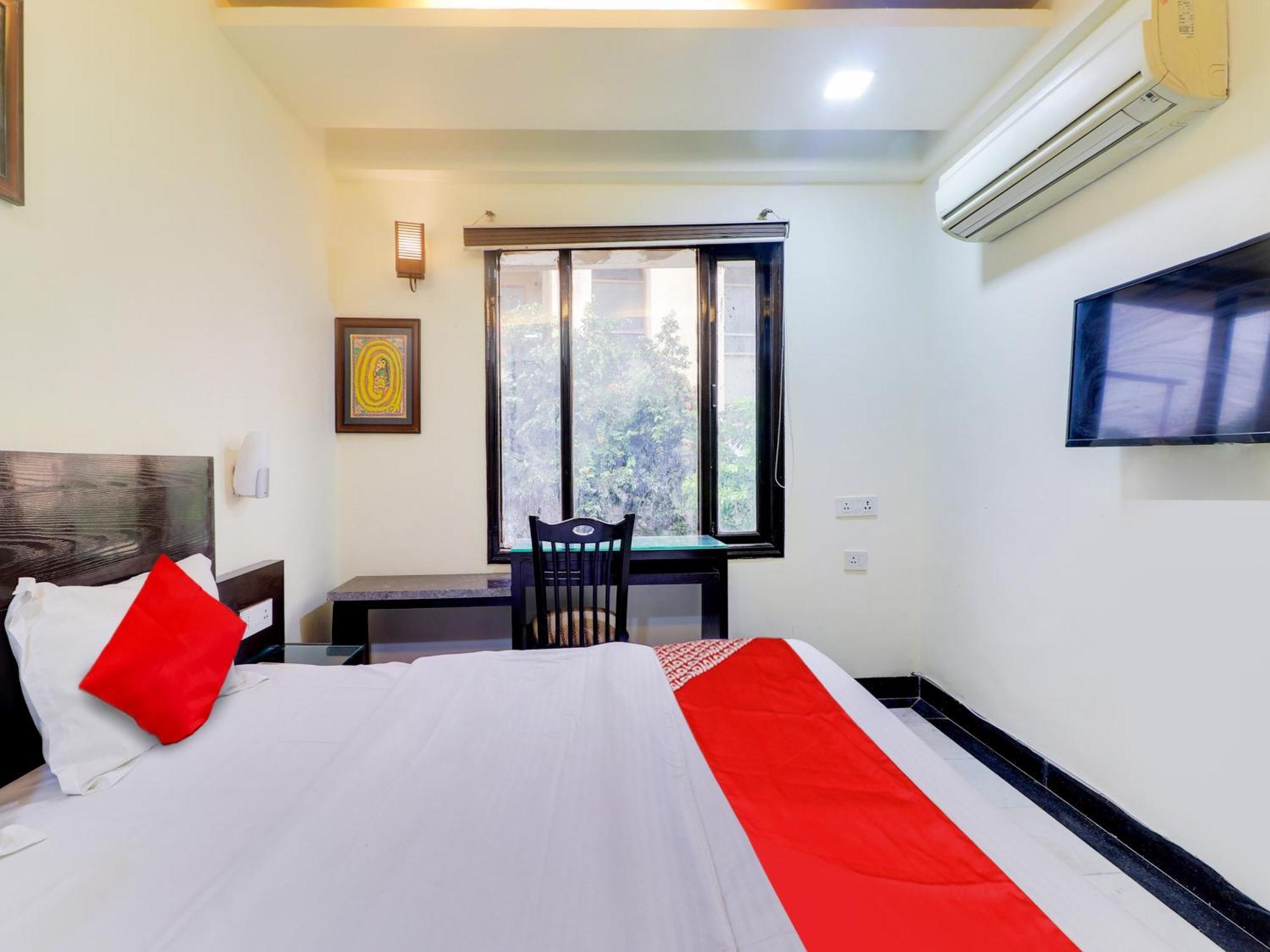 Oyo Flagship Hotel Rudra Palace Agra  Exterior photo