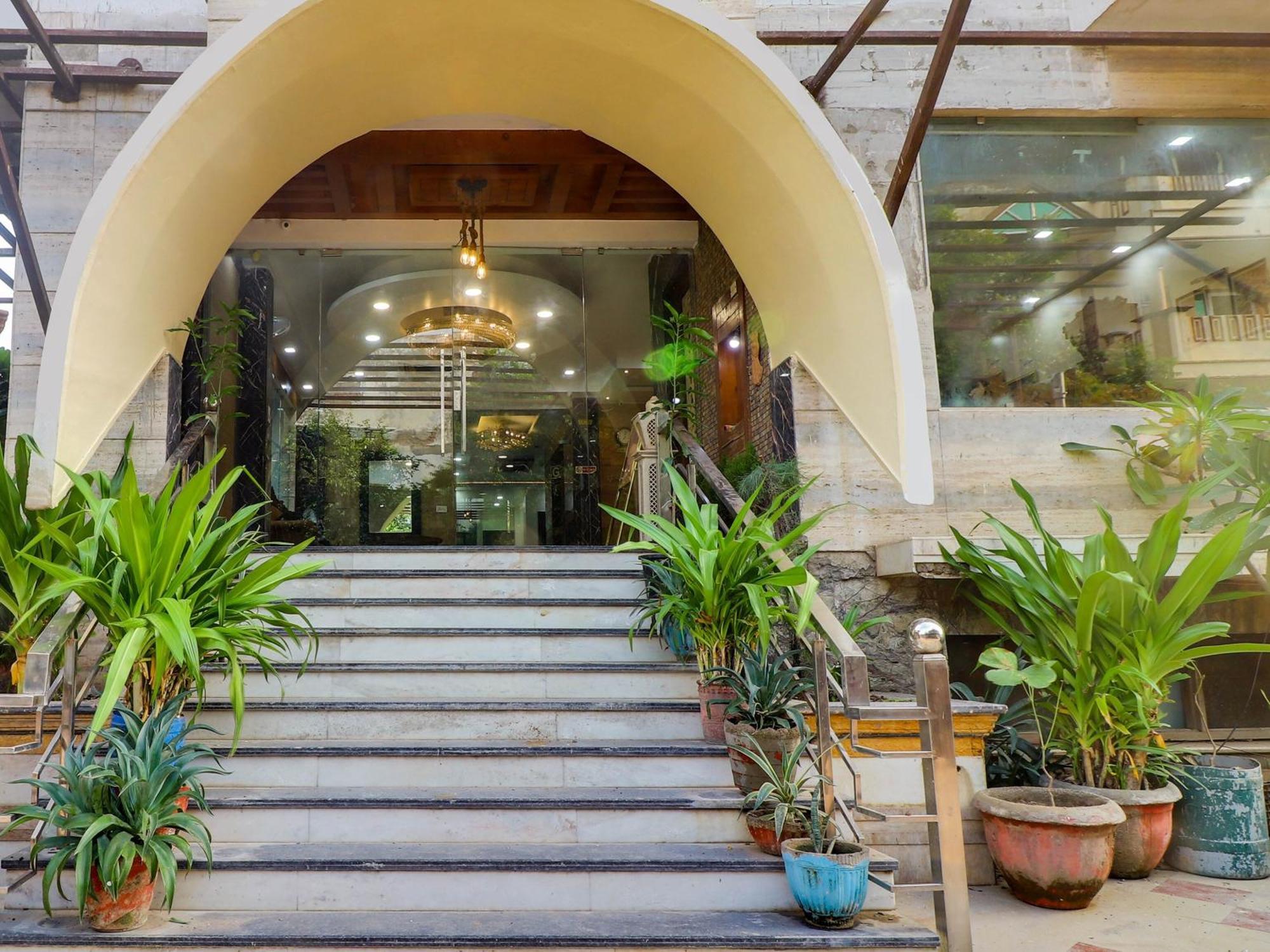 Oyo Flagship Hotel Rudra Palace Agra  Exterior photo