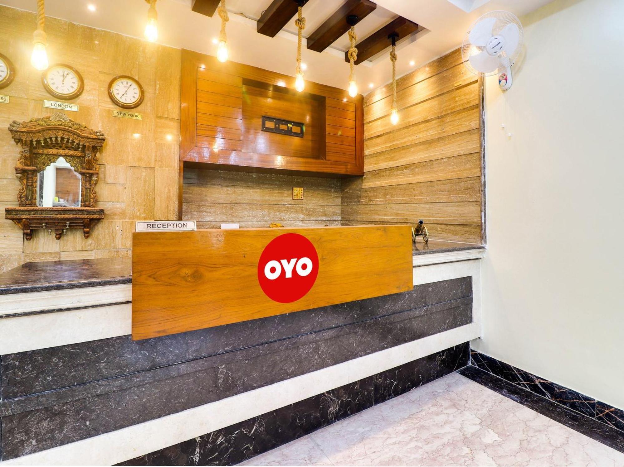 Oyo Flagship Hotel Rudra Palace Agra  Exterior photo