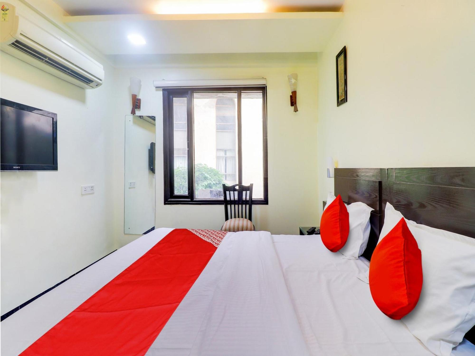 Oyo Flagship Hotel Rudra Palace Agra  Exterior photo