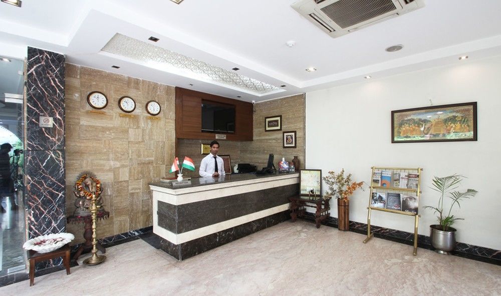 Oyo Flagship Hotel Rudra Palace Agra  Exterior photo