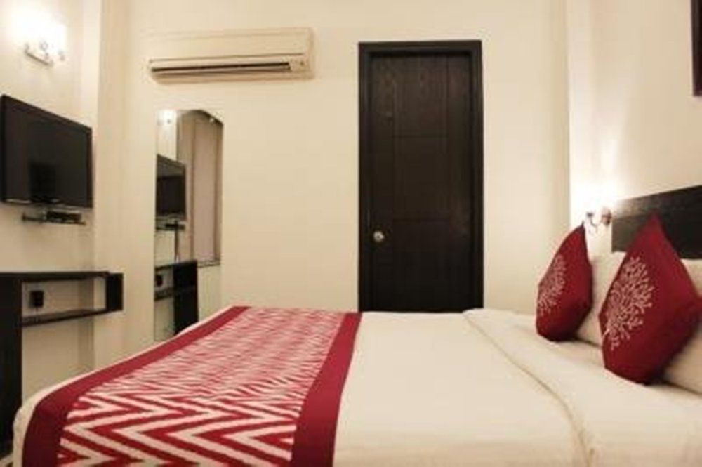 Oyo Flagship Hotel Rudra Palace Agra  Exterior photo