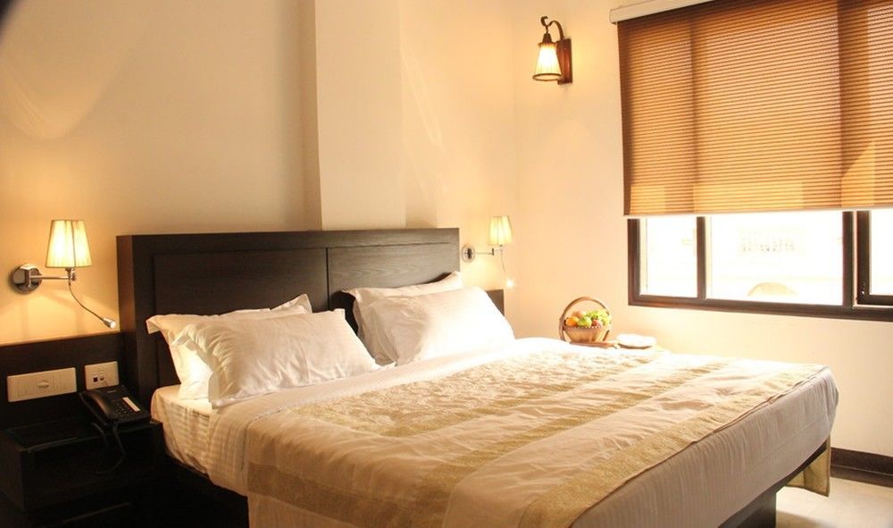 Oyo Flagship Hotel Rudra Palace Agra  Exterior photo
